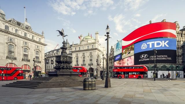 כיכר פיקדילי Piccadilly Circus  